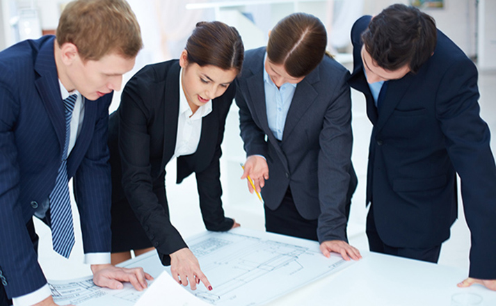 best way is to do 2 img one 440X870 the other 162X140 called name_thumb